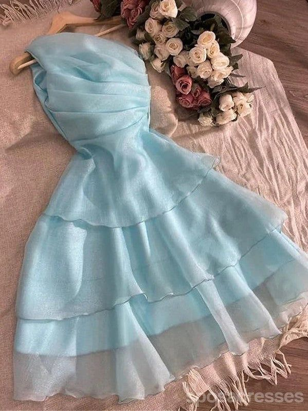 Robe de soirée courte bleu clair à une épaule et à volants, DP3180