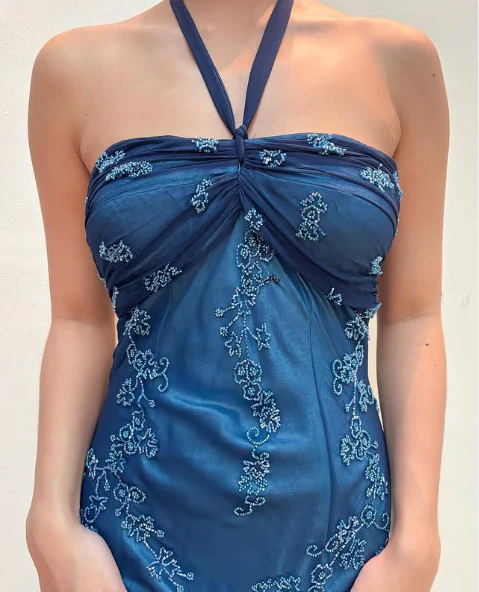 Robe de soirée longue vintage à volants et perles, col licou, DP3706