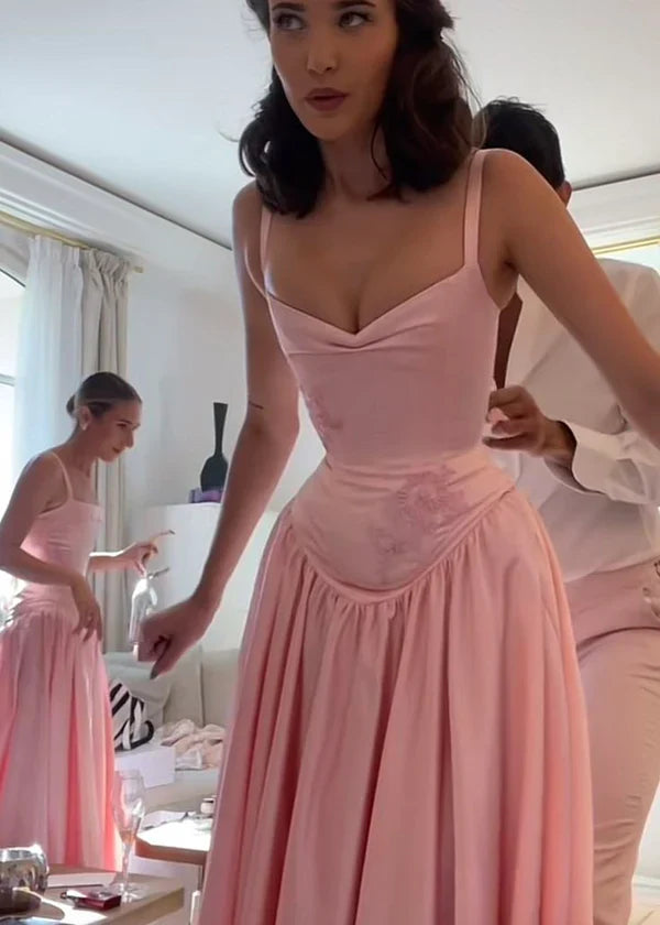 Wunderschönes rosa Spaghettiträger-A-Linien-Satin-Partykleid mit Herzausschnitt, Brautjungfernkleid DP6302