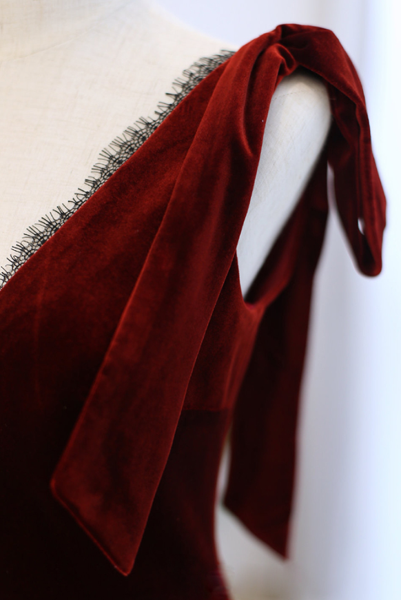 Rotes V-Ausschnitt Samt Meerjungfrau Langes Ballkleid Formales Partykleid,DP1059