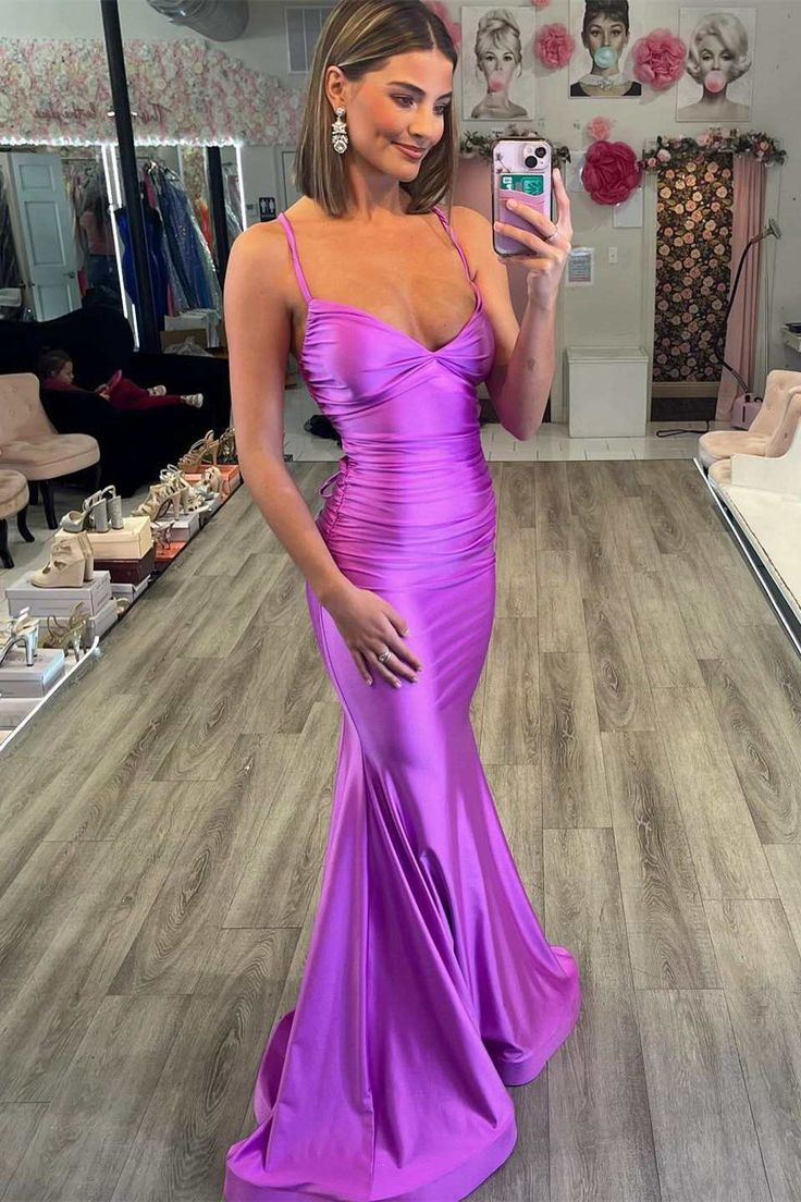 Lila Meerjungfrau V-Ausschnitt Satin Abendkleid,DP1185