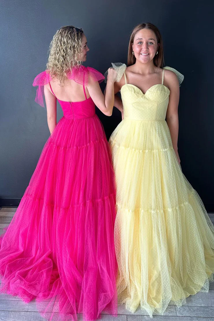 Robe de bal longue rose vif en tulle à pois et décolleté en cœur, DP1388