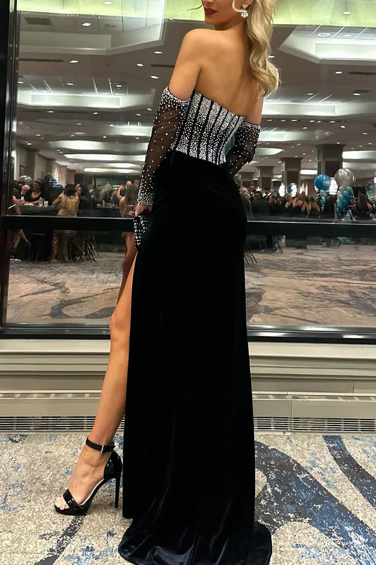 Sexy schwarzes trägerloses langes Ballkleid mit Perlen und hohem Schlitz, DP1395