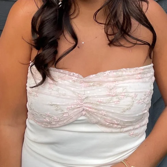 Robe de bal longue blanche bustier fourreau élégante, DP1444