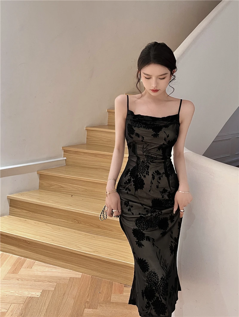 Sexy Schwarzes Spaghettiträger Spitzen Tee Länge Charmantes Partykleid,DP1488