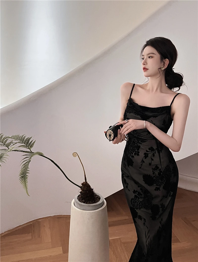 Sexy Schwarzes Spaghettiträger Spitzen Tee Länge Charmantes Partykleid,DP1488