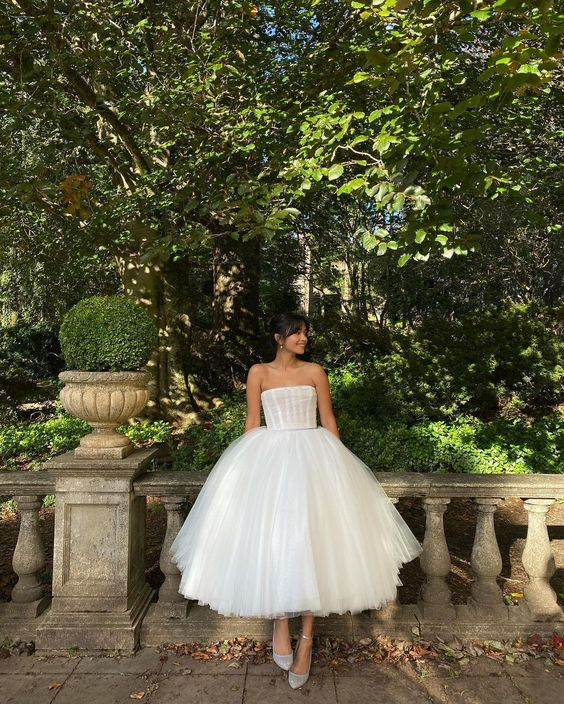 Weißes trägerloses A-Linien-Tüll-Geburtstagsparty-Abendkleid, DP1801