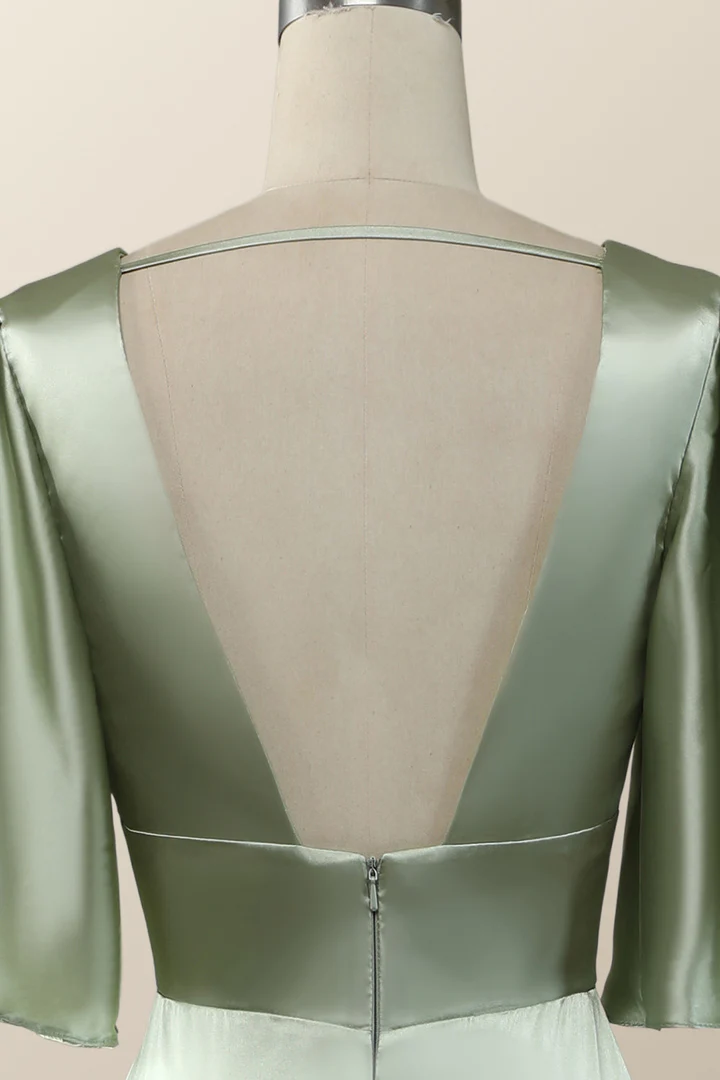 Salbeigrünes Empire-Brautjungfernkleid in Midilänge mit ausgestellten Ärmeln, DP1821