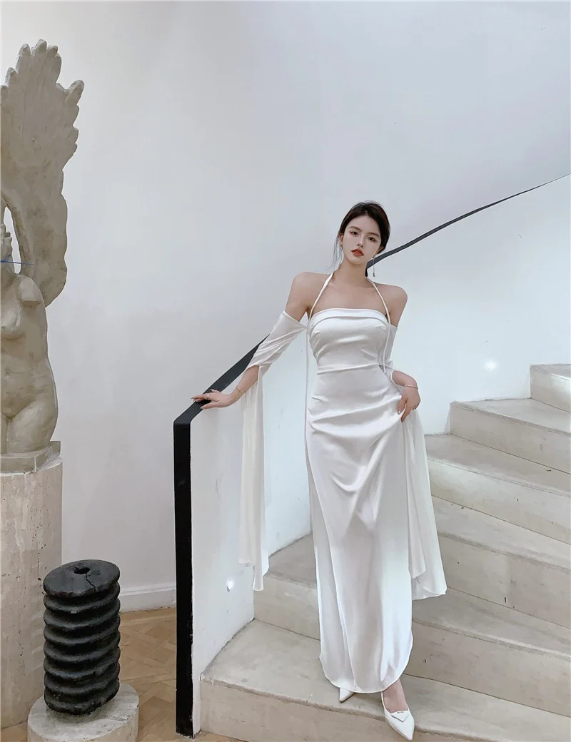 Robe de soirée longue blanche en satin à épaules dénudées et dos nu, DP1984
