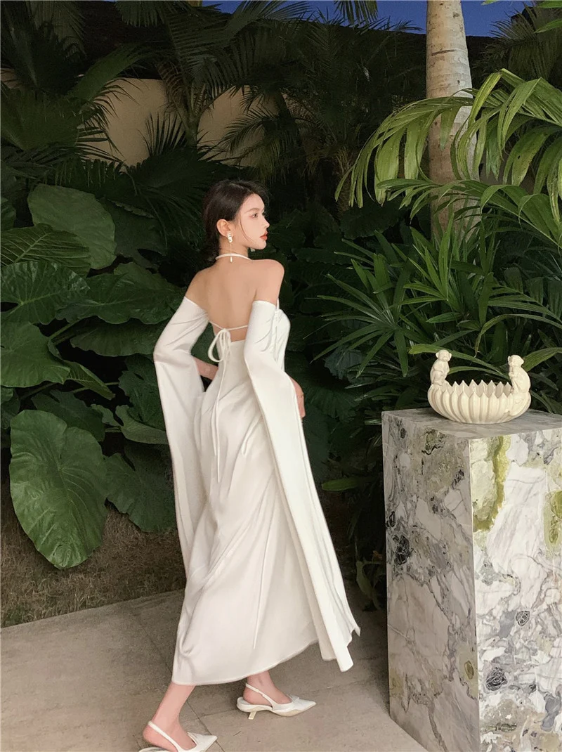 Robe de soirée longue blanche en satin à épaules dénudées et dos nu, DP1984