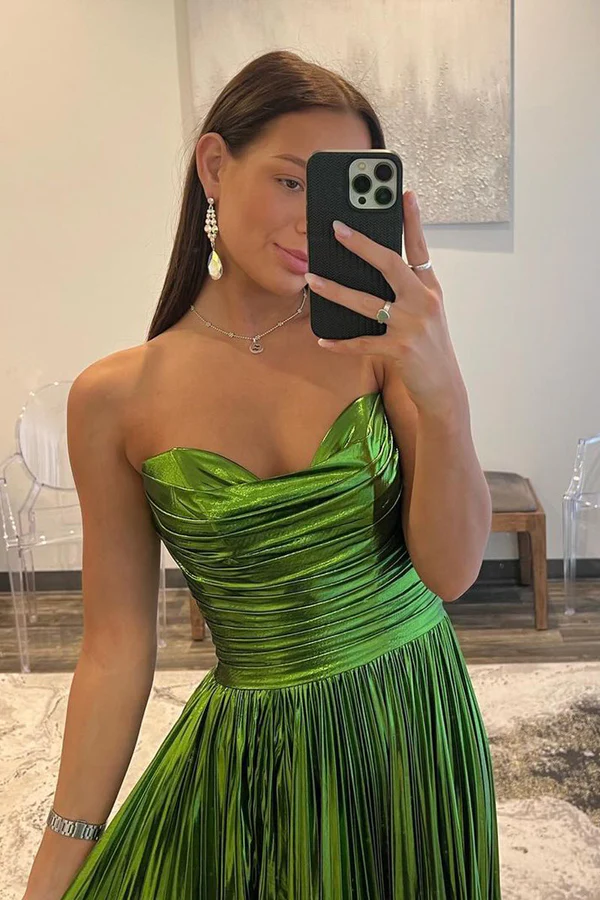 Grünes, trägerloses A-Linien-Partykleid mit Schlitz und Herzausschnitt, DP2068