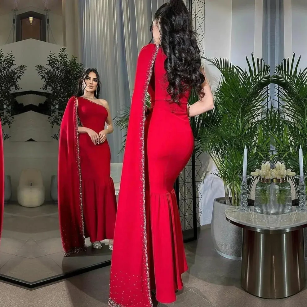 Wunderschönes Abendkleid im Meerjungfrauen-Stil mit glitzernden Perlen, DP2231