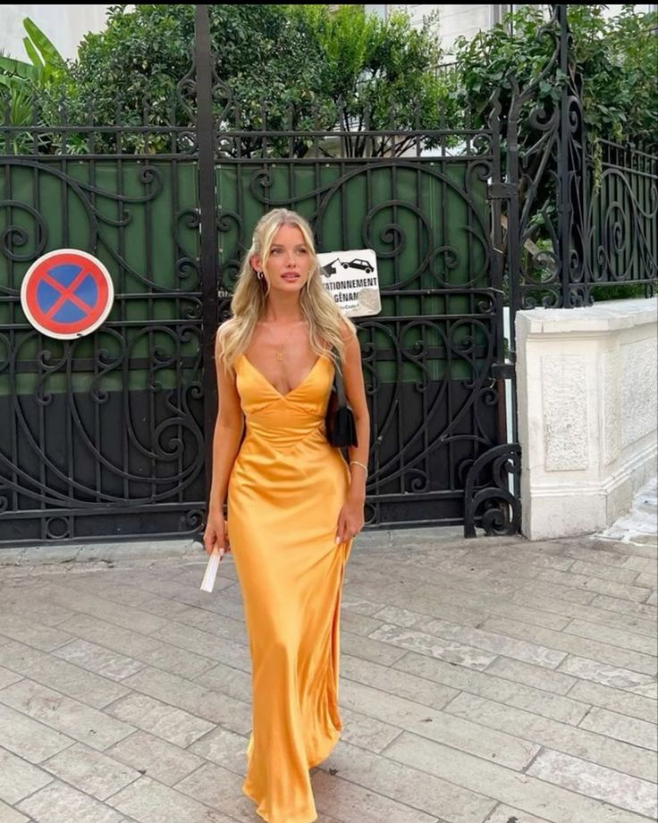 Orange Spaghettiträger Satin Meerjungfrau Langes Partykleid, DP2249