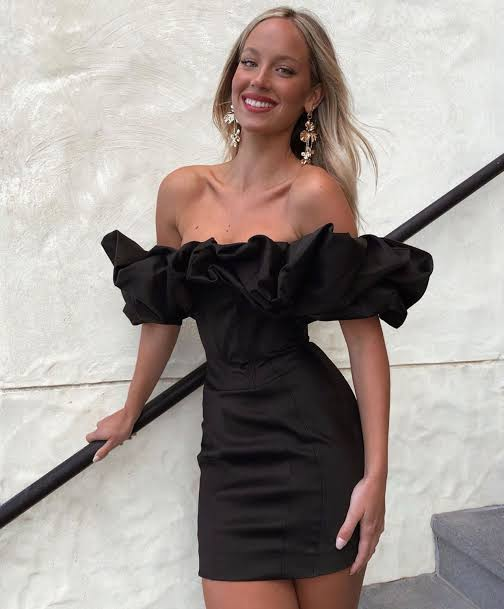 Robe de soirée courte noire en satin à épaules dénudées, DP2348