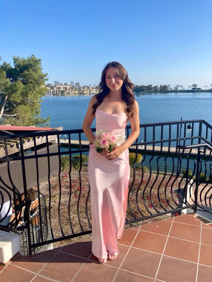 Robe de bal longue en satin rose à bretelles, robe d'invitée de mariage, DP4055
