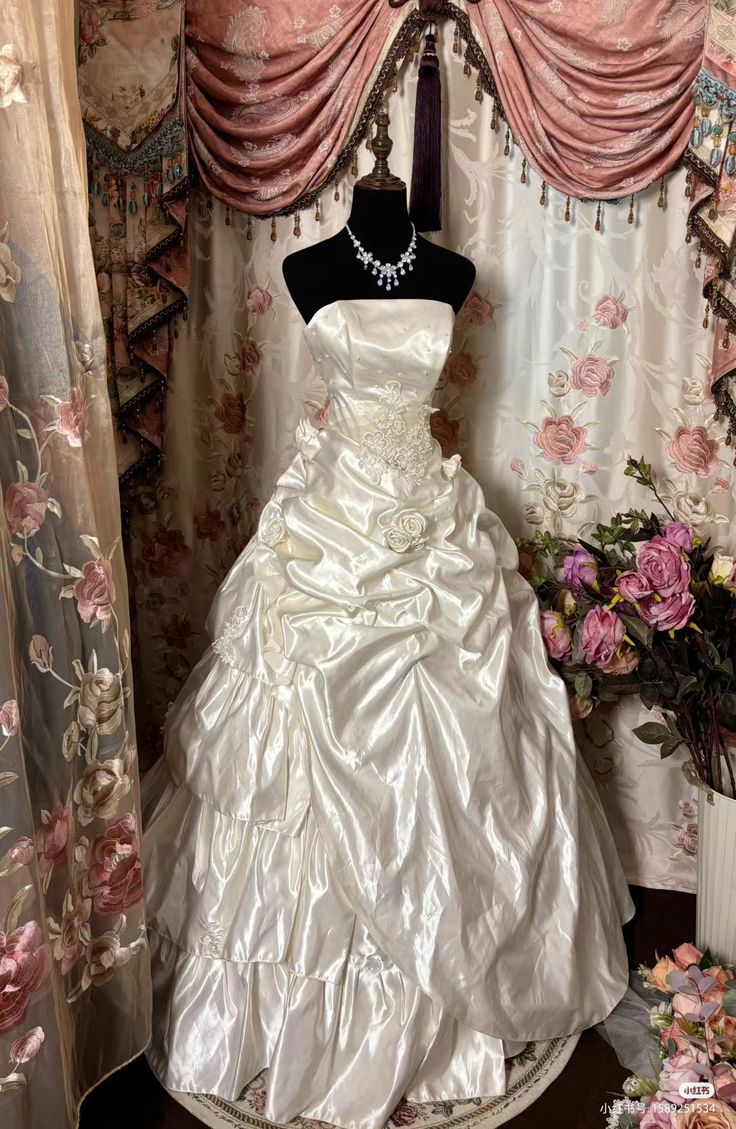 Ivory Strapless A-Line Satin Vintage Long Wedding Dress, DP4076 DSProm Ivory Strapless A-Line Satin Vintage Long Wedding Dress, DP4076 DSProm