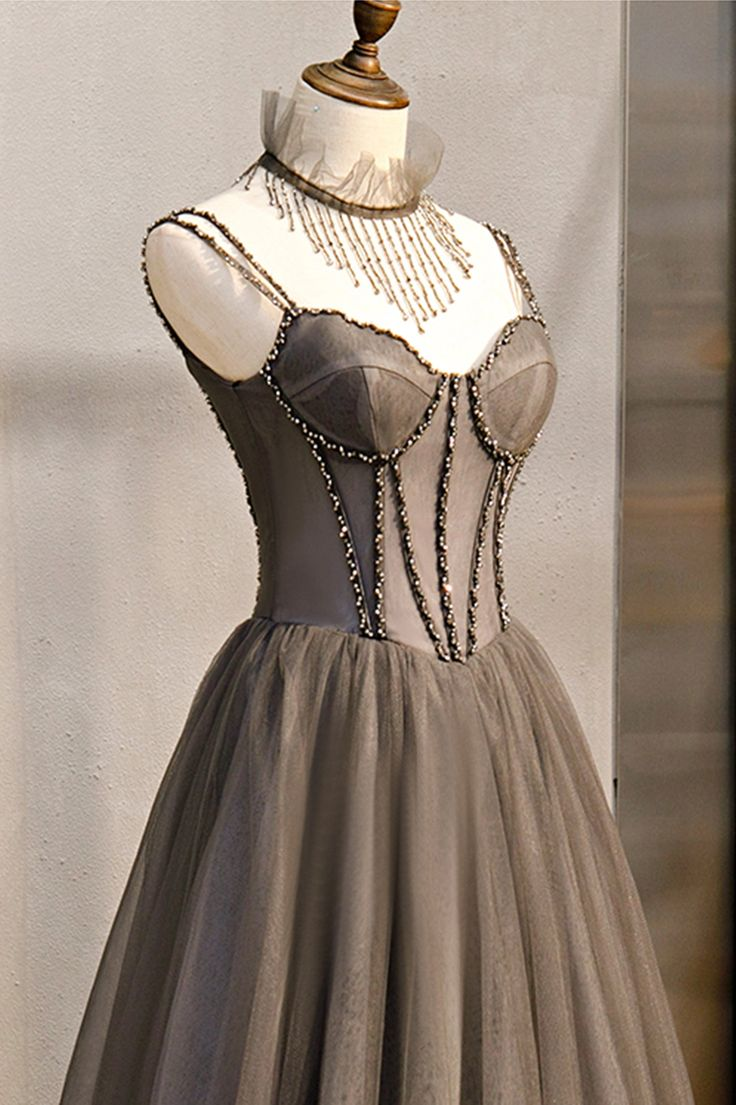 Robe de bal longue en tulle à bretelles spaghetti et perles, coupe trapèze, DP417