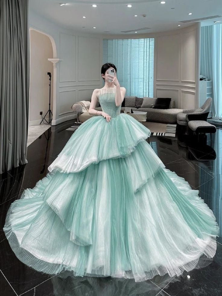 Hellgrünes trägerloses Quinceanera-Kleid aus Tüll, Geburtstagsballkleid, DP4214