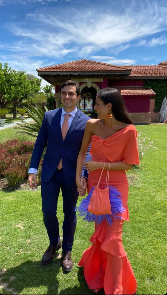 Robe de soirée longue élégante à volants et épaules dénudées, DP4286