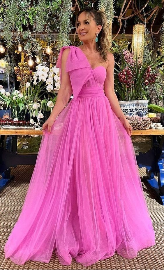 Robe de bal asymétrique en tulle, longueur ras du sol, décolleté en cœur, DP481