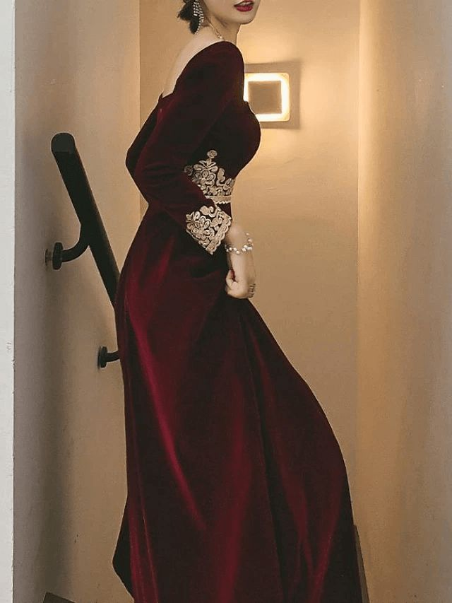 Robe de soirée trapèze vintage en velours avec appliques et manches longues, DP581