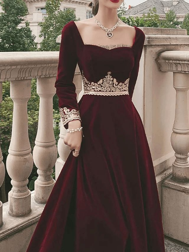 Robe de soirée trapèze vintage en velours avec appliques et manches longues, DP581