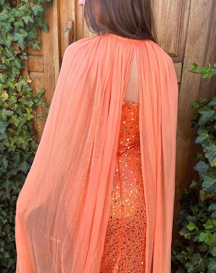 Robe de bal longue sirène orange à bretelles et paillettes avec cape, DP878