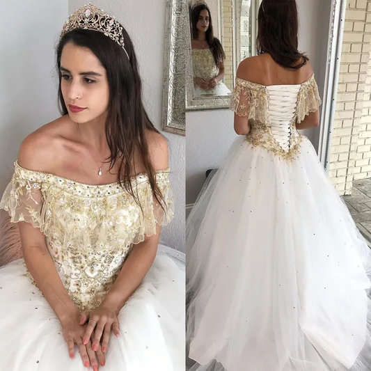 Robe de bal longue en tulle blanc à épaules dénudées et perles, DP928