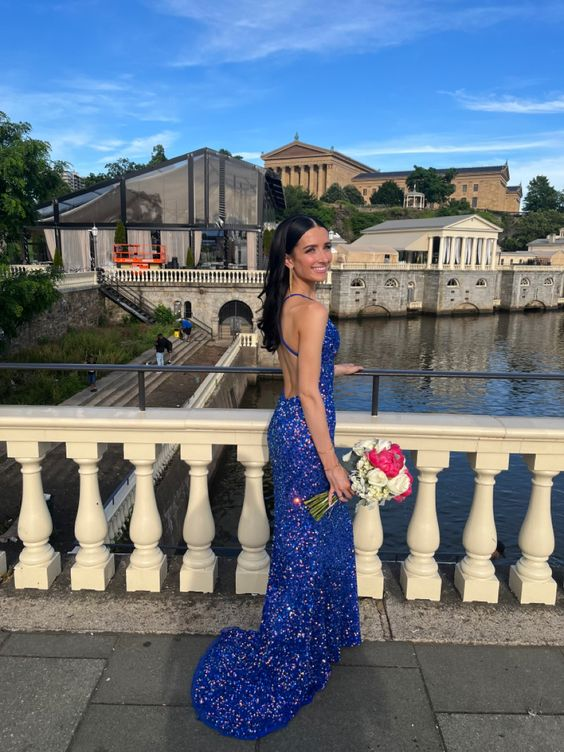 Robe de bal sirène dos nu bleu roi à paillettes, DP939
