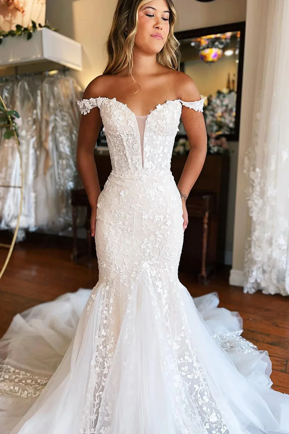 Robe de mariée sirène blanche en tulle à épaules dénudées, DP967