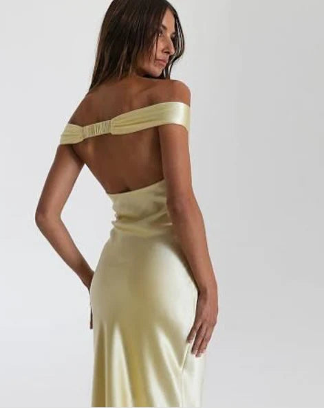Enchanting Off-the-shoulder Satin Mermaid Floor-length Prom Dress Evening Dress DP6328