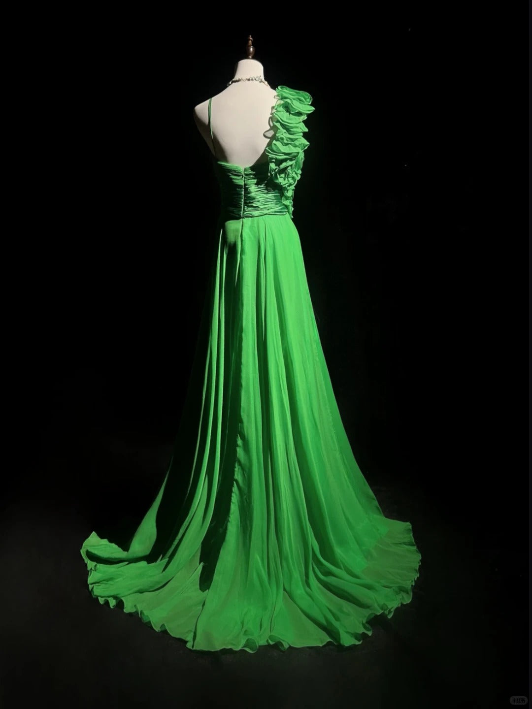 Elegant Spaghetti Straps Green Sheath Backless Prom Dress Satin Handmade Flower Evening Dress MD079