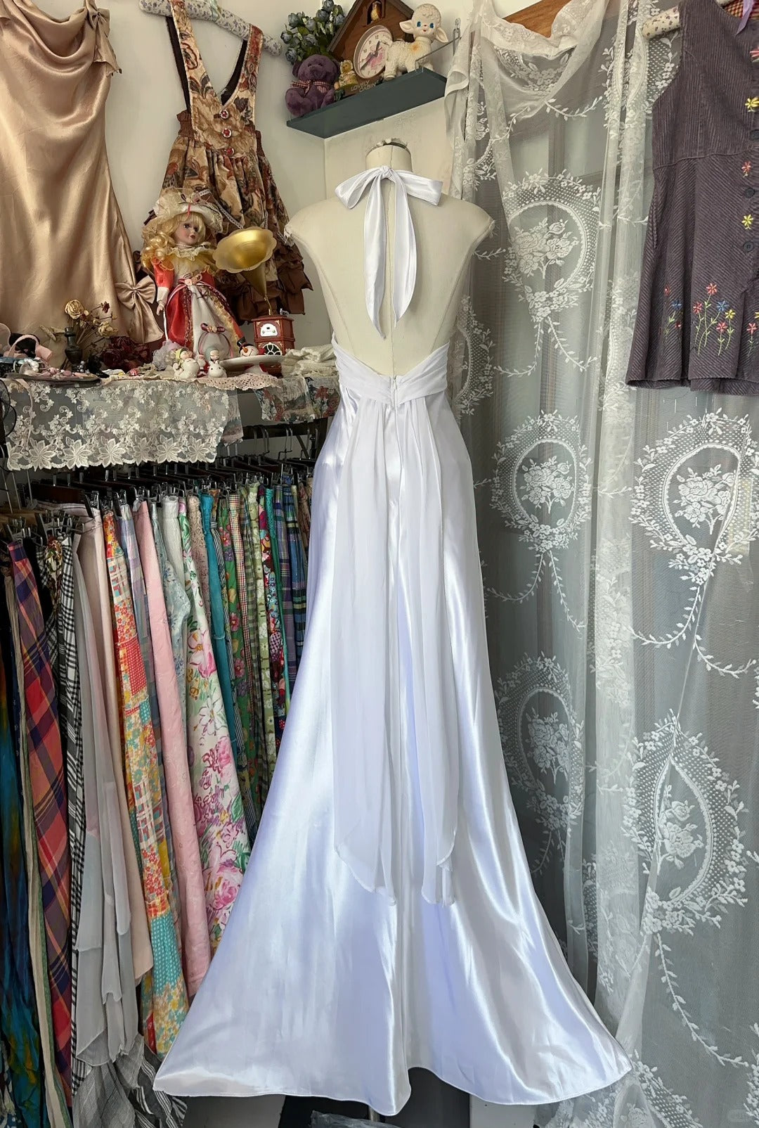 Ethereal A-Line Long Wedding Dress Hatler Neck Satin White Prom Dress MD164