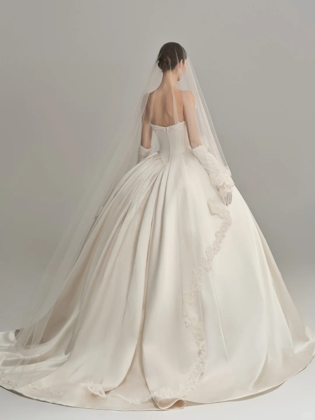 Elegant Ball Gown Long Wedding Dress V Neck Satin White Prom Dress MD244