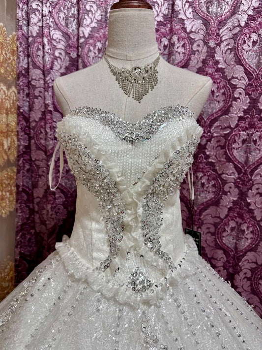 Elegant Ball Gown Sweetheart Long Wedding Dress Beaded Lace White Prom Dress MD283