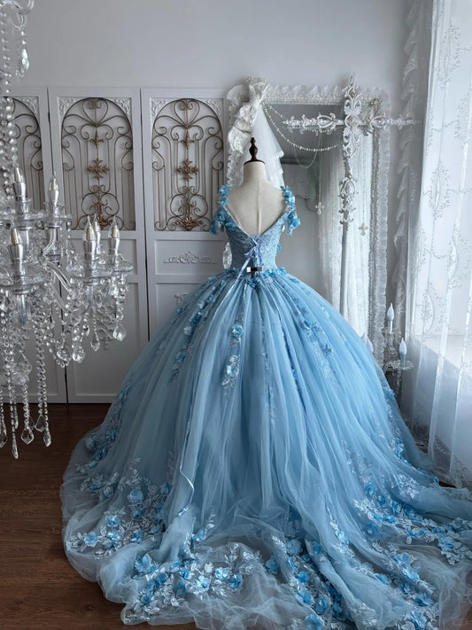 Beautiful Ball Gown V Neck Purple Evening Dress 3D floral appliqué Tulle Prom Dress MD376