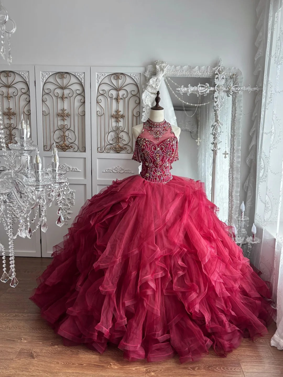 Elegant Ball Gown Halter Neck Red Evening Dress Beaded Cascade Pleated Tulle Prom Dress MD474