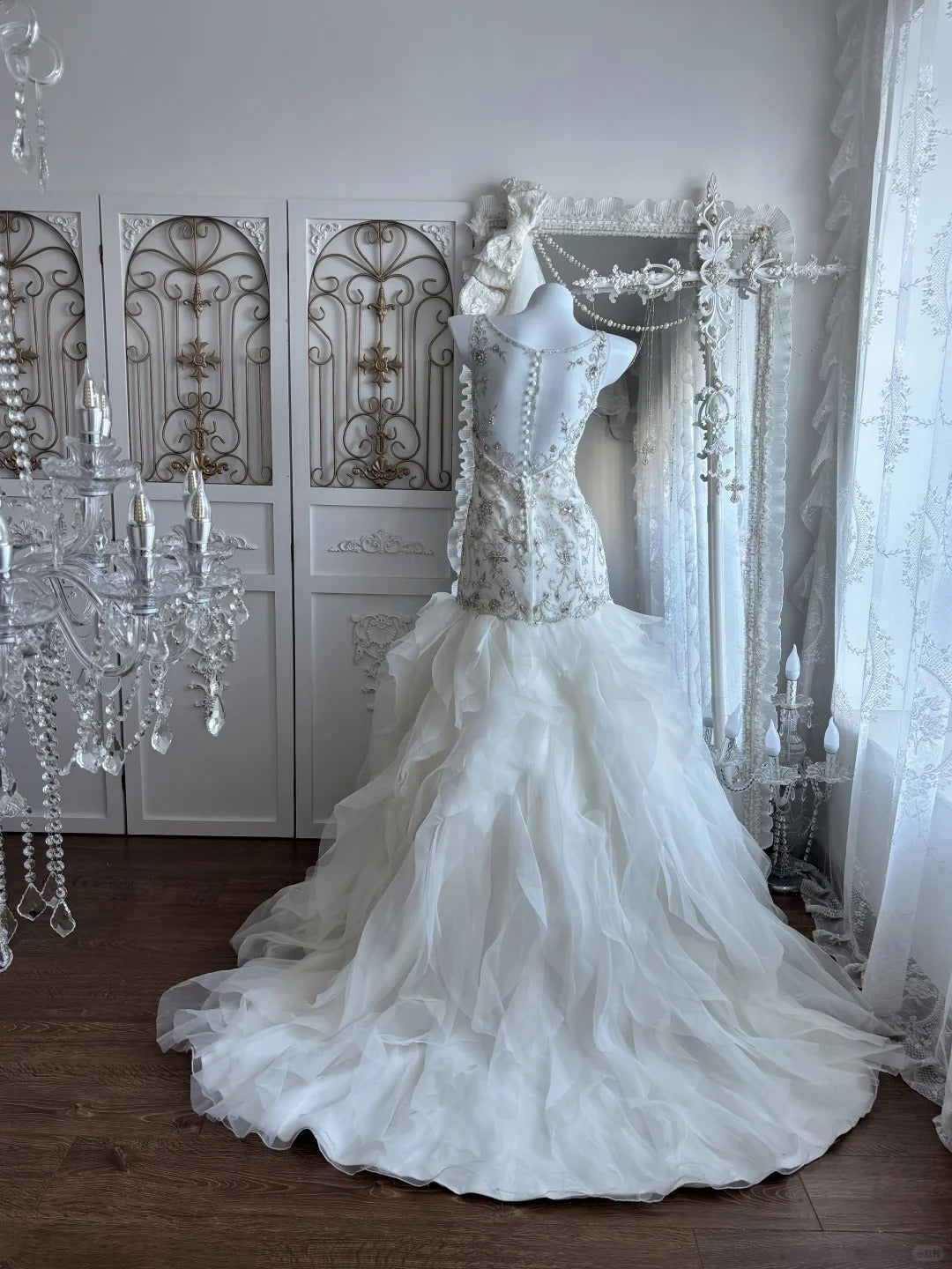 Elegant Mermaid Spaghetti Straps Neck Long Wedding Dress Beaded Tulle White Prom Dress MD486