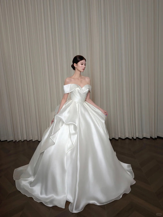 Elegant Ball Gown Off-the-Shoulder Long Wedding Dress Satin White Prom Dress MD487