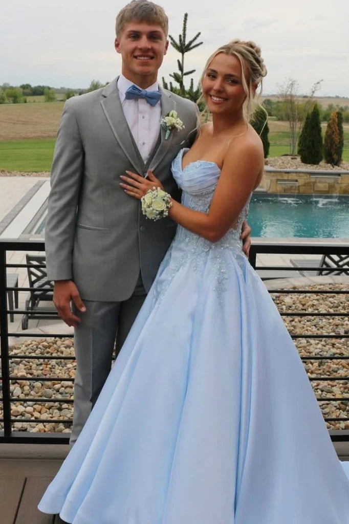 Elegantes hellblaues trägerloses Satin-Spitzenapplikationen & Korsagen-Mieder Quinceanera Ballkleid DP8441