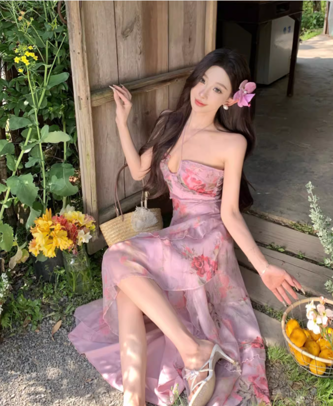 Vintage Rosa Blumen Unregelmäßiger Saum Design Elegantes Strandurlaub A-Linie Ärmelloses Neckholderkleid DP6260