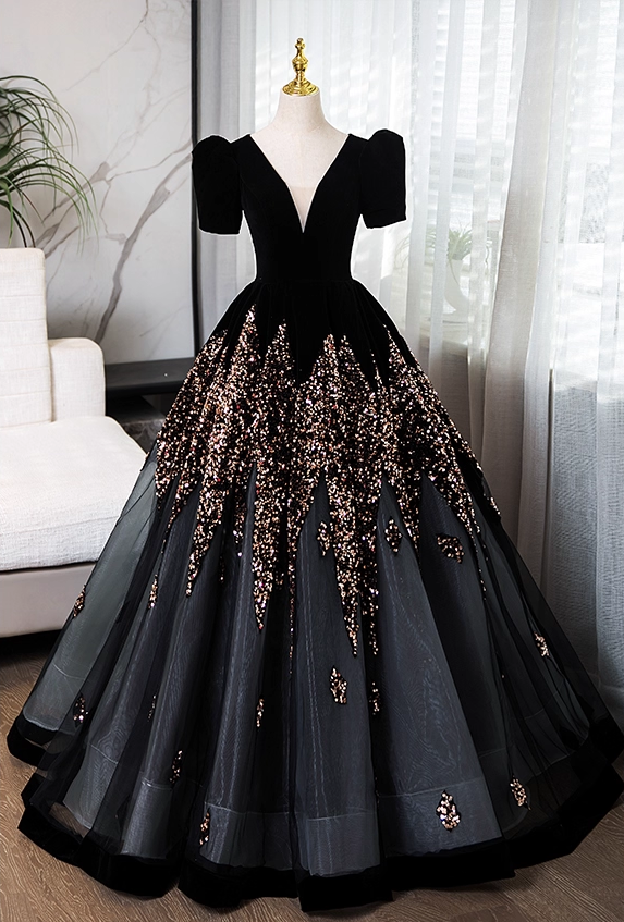 Chic Black V-neck Beaded A-Line Prom Dress Short-sleeved Evening Gown Party Dress Long Formal Dress DP6903