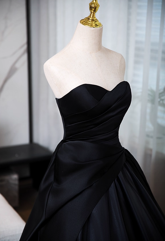 Elegant Black Satin Sweet 16 Quinceanera Sweetheart Strapless Evening Dress A-Line Floor Length Ball Gown DP6916