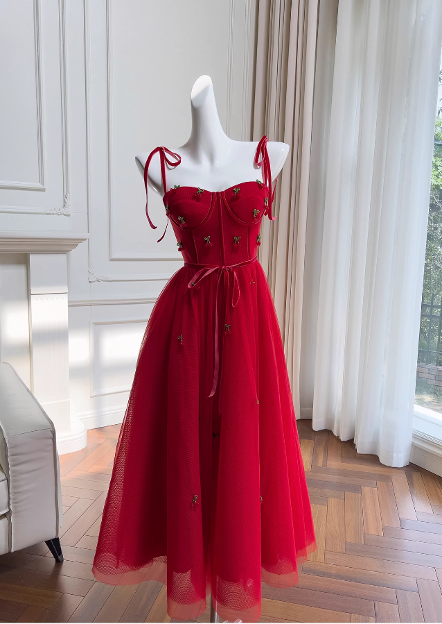 Vintage Red Cherry Applique Prom Dress A-Line Evening Gown Party Dress Spaghetti Strap Formal Dress DP6963