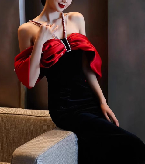 Elegant Black Sheath Prom Evening Gown Pearl Shoulder Strap Party Dress Long Formal Dress DP6995