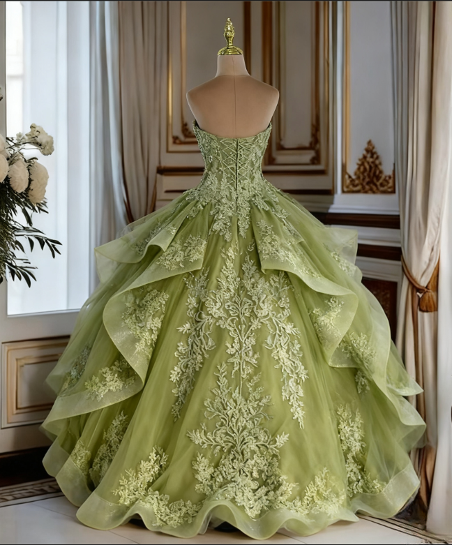 Glamouröses hellgrünes, trägerloses A-Linien-Quinceañera-Ballkleid mit floralen Applikationen, Pailletten und Tüll (DP7152)