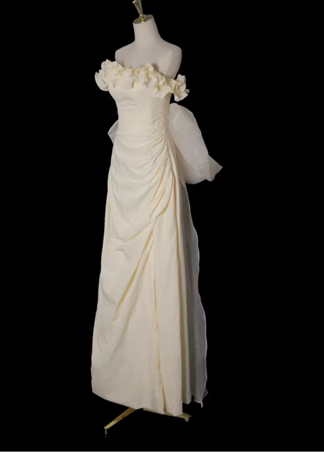 Vintage Ivory Off-the-Shoulder Ruffled Bodice Sheer Ruched Wedding Dress DP7634