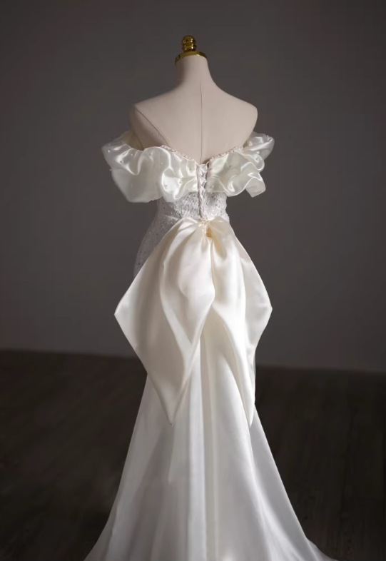 Elegant Ivory Off-the-Shoulder Beaded Bodice Puff Sleeve Mermaid Wedding Dress DP7669