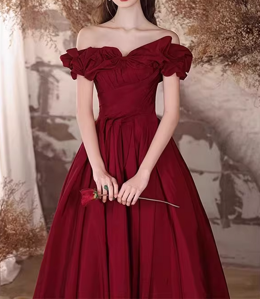 Vintage Burgunderrotes schulterfreies Rüschenkleid für Sweet 16 Quinceañera DP7715