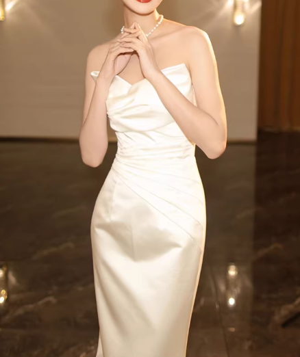 Vintage Ivory Satin Strapless Mermaid Sweetheart Neckline Wedding Dress with Draped Bodice & Chapel Train DP7760